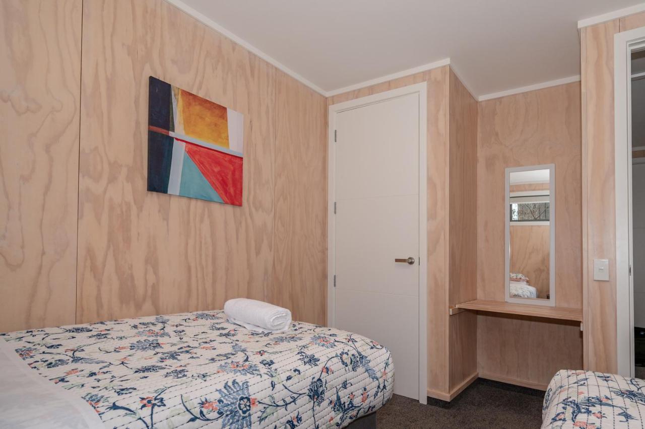 Starlight Townhouse Villa Twizel Bagian luar foto