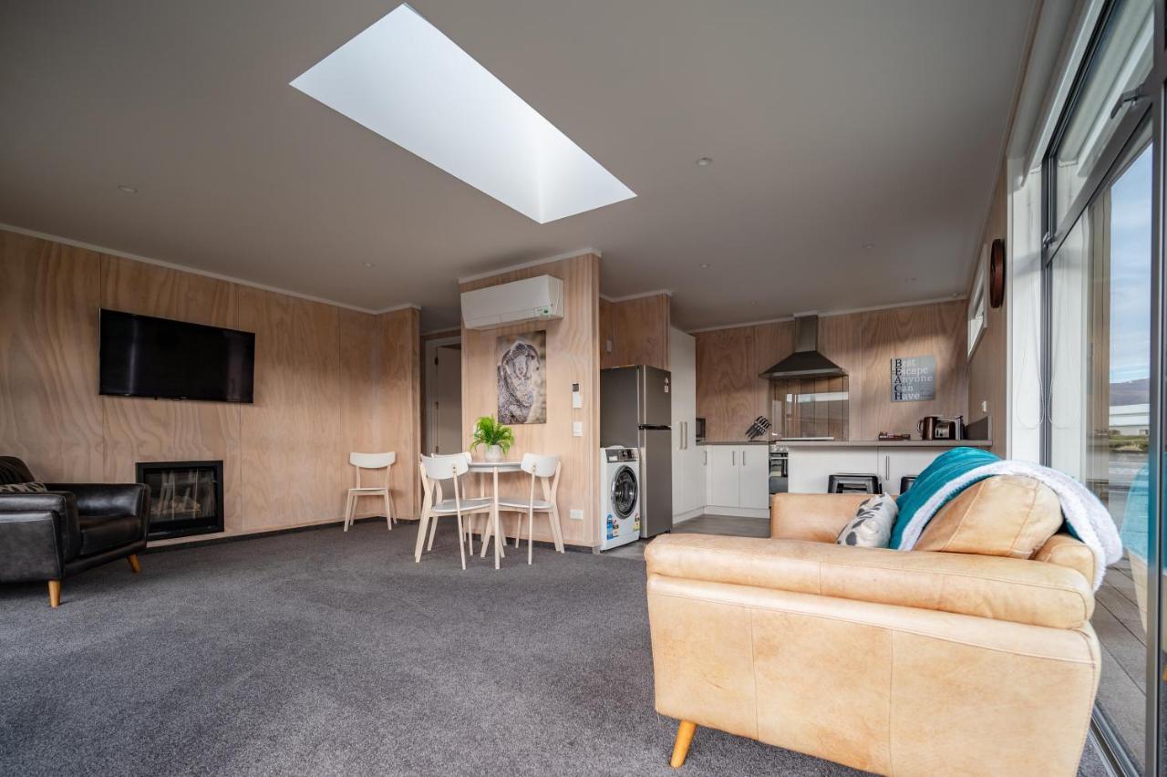 Starlight Townhouse Villa Twizel Bagian luar foto